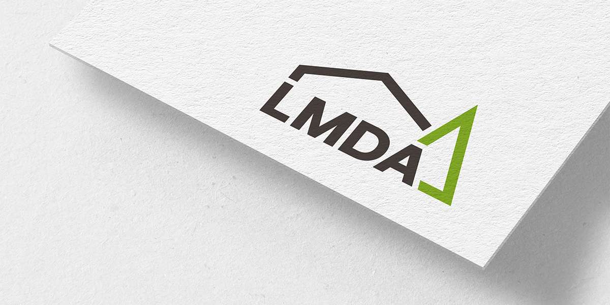 Ein Zeichen, das trägt - Das überarbeitete Logo verbindet die Dachform mit dem grünen A zu einem Zeichen, das auf Website, Karte und Fahrzeug funktioniert.